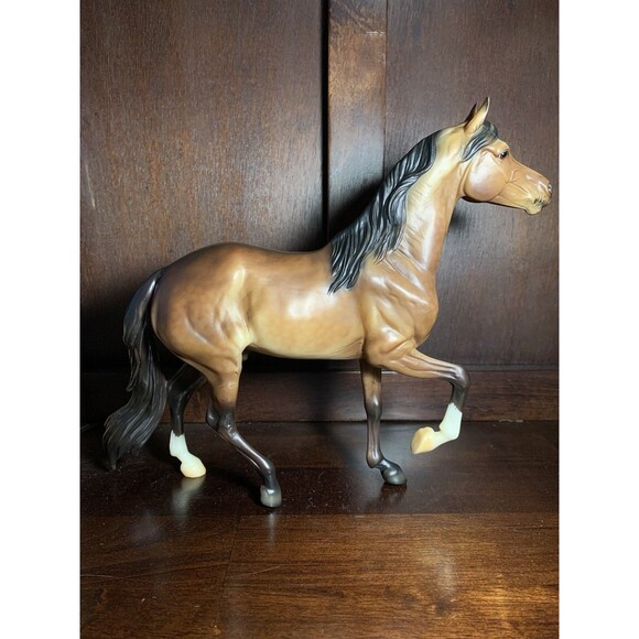 Breyer Rio Exotic Destinations Series Web Special 2024 Rio *600 MADE*